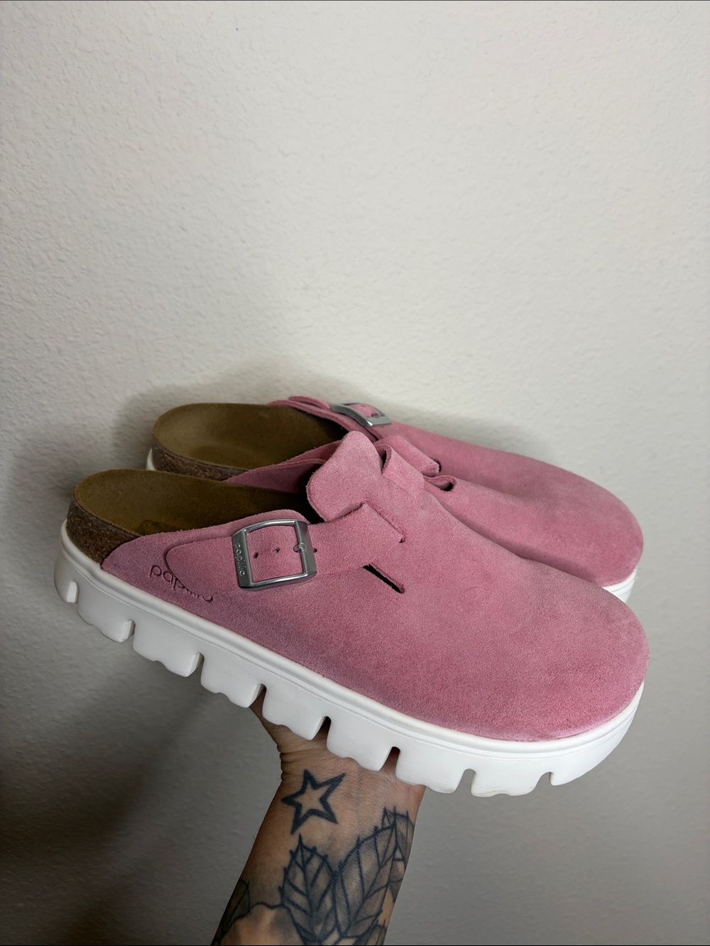 Birkenstock Papillio | Boston Chunky Suede Clogs in Candy Pink Size 9 - Picture 2 of 7